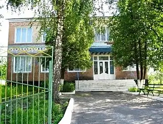 Pluzhne. Administration