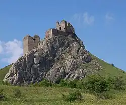 Trascău Fortress [ro] in Colțești