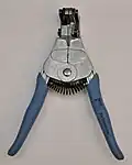 Compound automatic wire stripper