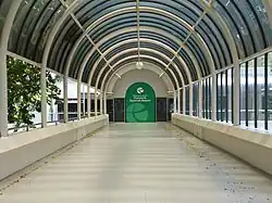 Busport walkway